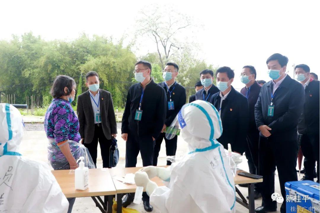我市在南木鎮(zhèn)開展2022 年新冠病毒大規(guī)模核酸檢測演練