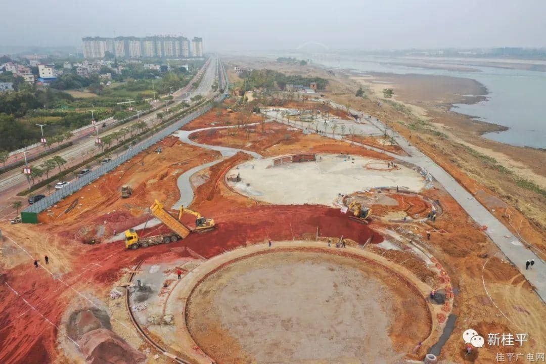 桂平市三江六岸生態(tài)環(huán)境改造工程——黔江南岸生態(tài)修復(fù)綜合整治項(xiàng)目建設(shè)“加速跑”