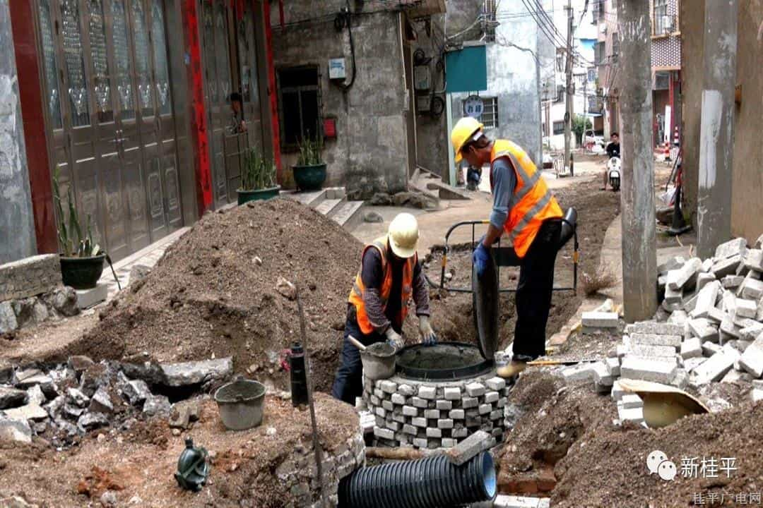 背街小巷煥新顏 讓城市的“里子”靚起來(lái)