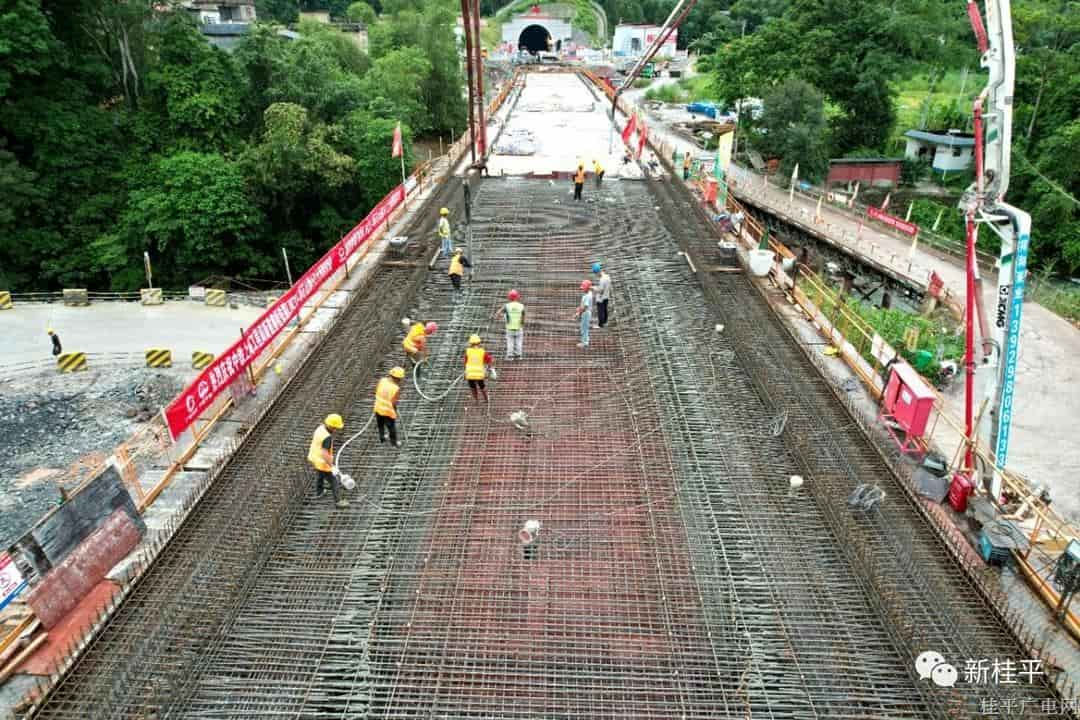 柳梧鐵路全線首座橋梁工程主體完工