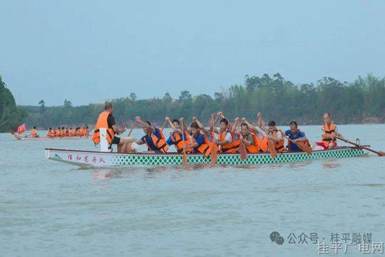 大灣鎮(zhèn)龍舟健兒揮槳備戰(zhàn) 端午競渡蓄勢待發(fā)